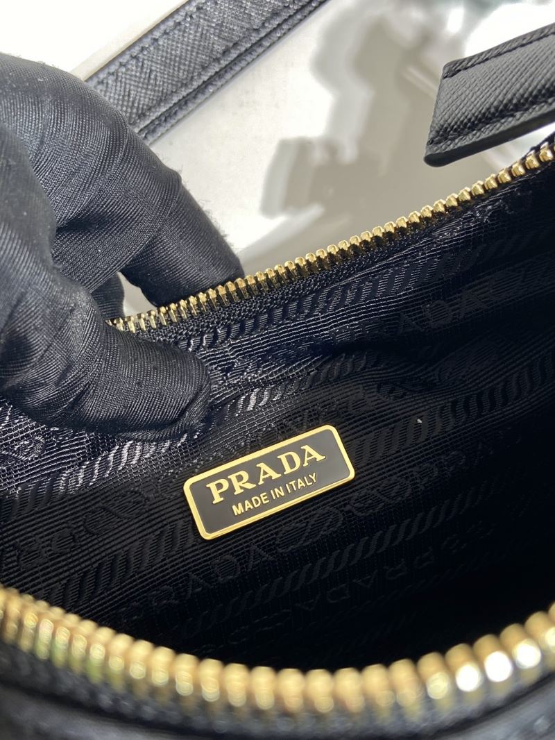 Pra*a hobo bags